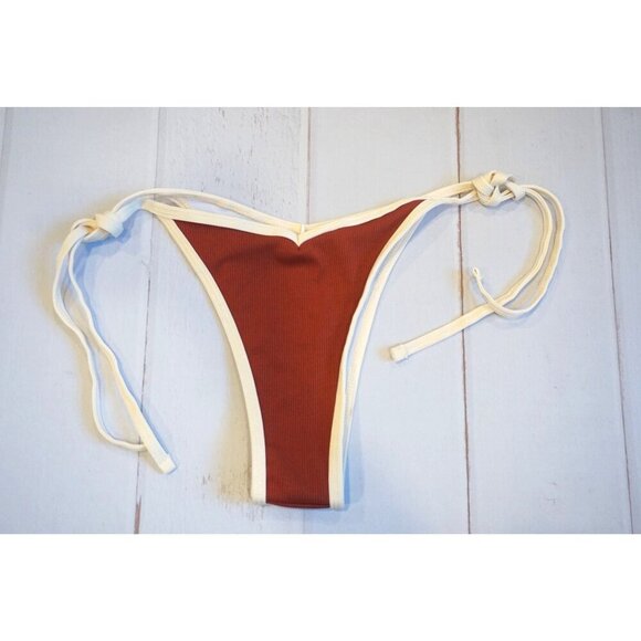 Zaful Beige Textured Triangle Cheeky Bikini Bottoms - Size M (6), NWOT - Picture 5 of 6